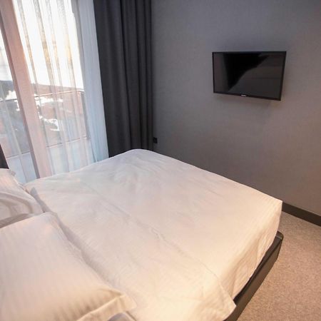 Gumbati Apart Hotel บาทูมิ ภายนอก รูปภาพ